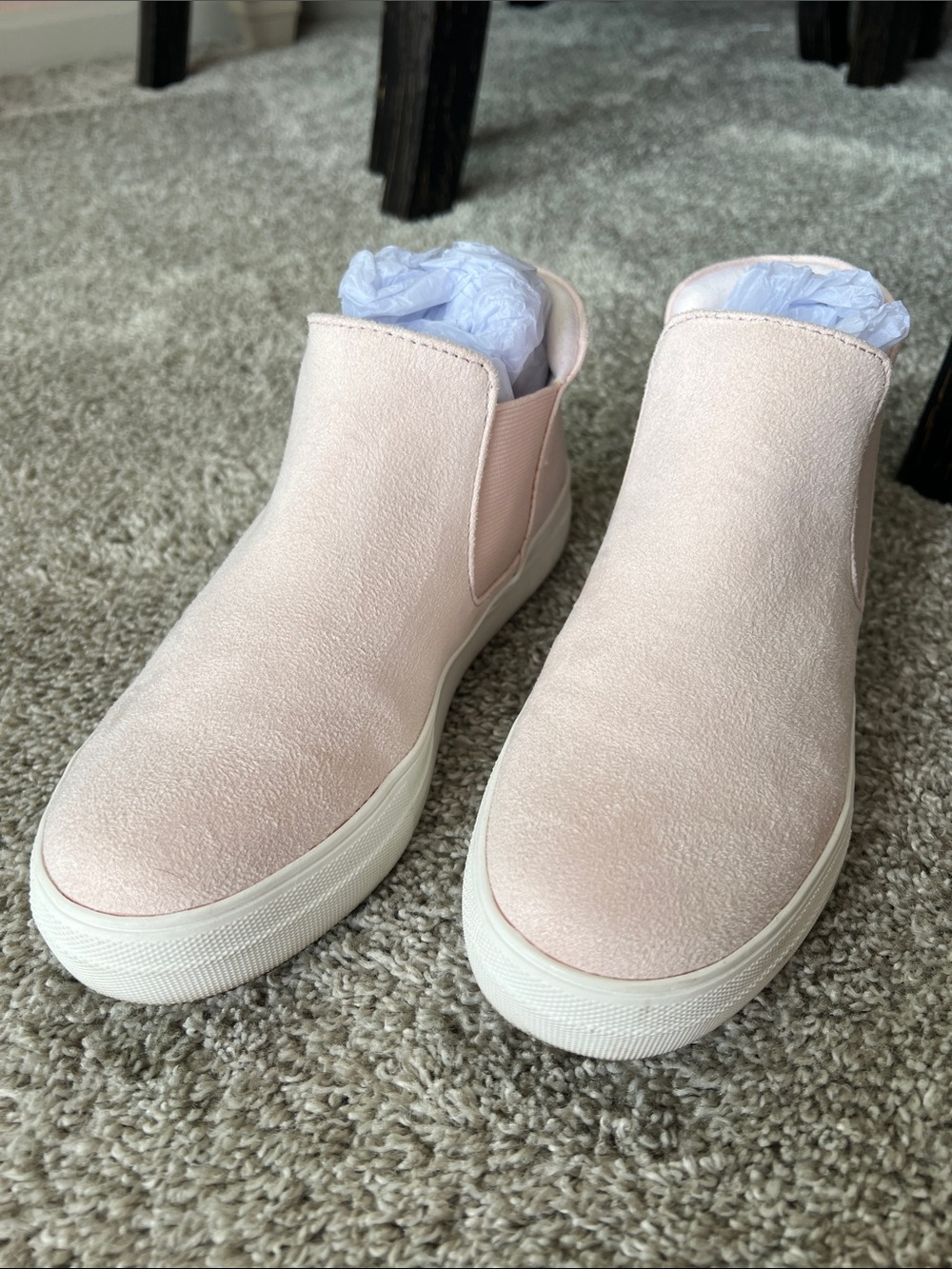 Soda Light Pink Faux Suede Slip-On Platform Sneakers - Size 7